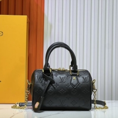 Louis Vuitton Speedy Bags